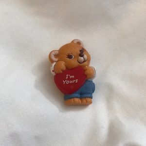 ⚡️FINAL PRICE⚡️ Vintage I’m Yours Pin/Brooch